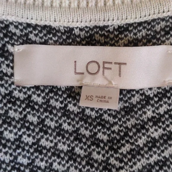 Loft Cardigan Size XS - Picture 5 of 5